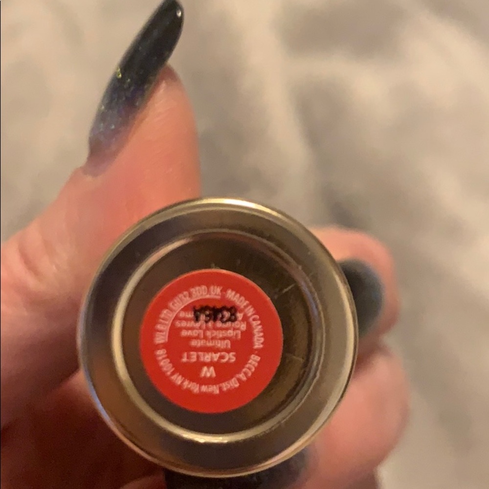 Lipstick - Picture 3 of 3